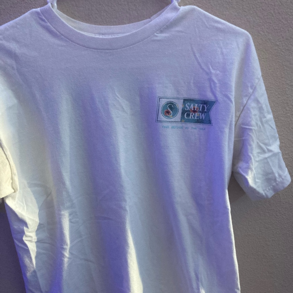 Salty crew t-shirt